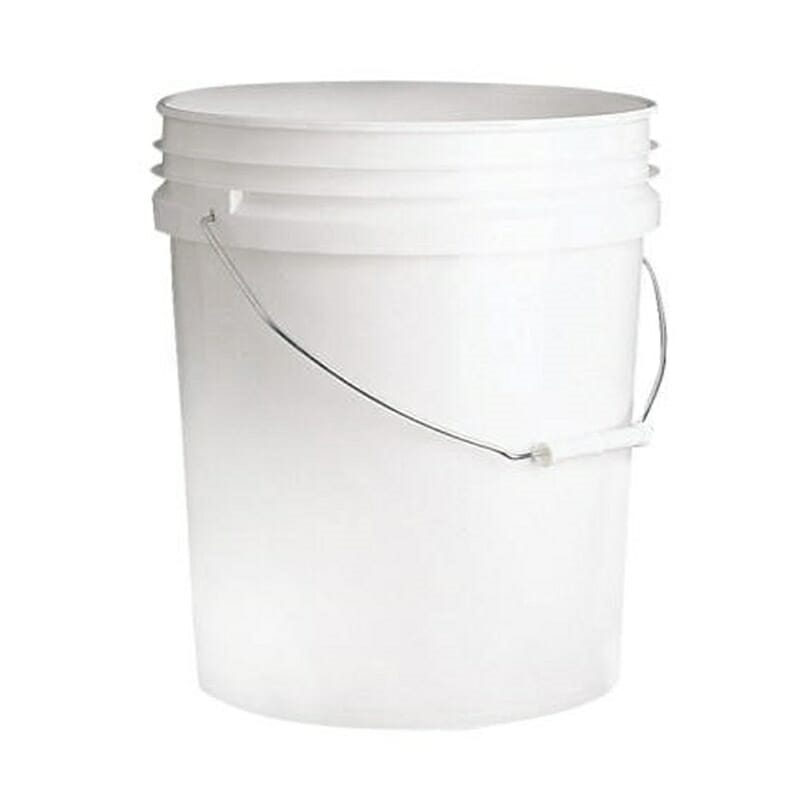 The_Sausage_Maker_2-gallon_brining_bucket_for_meat_and_food_preservation