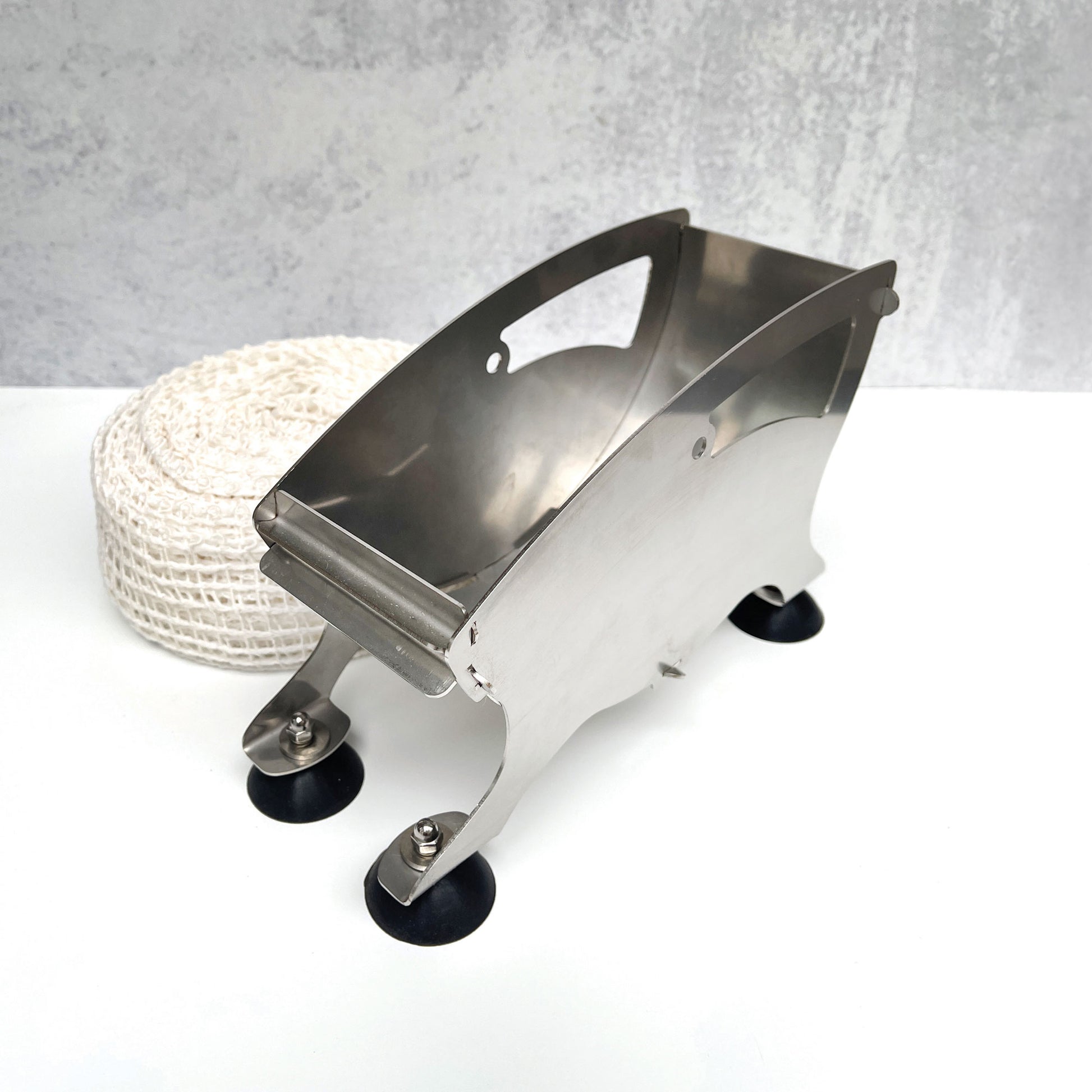 The_Sausage_Maker_netting_roll_dispenser_for_easy_storage_and_dispensing_of_netting